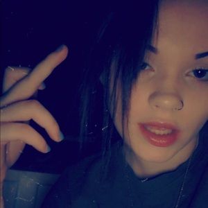 Meet your Posher, Narvella